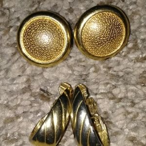 Monet Vintage clip on earrings (2)